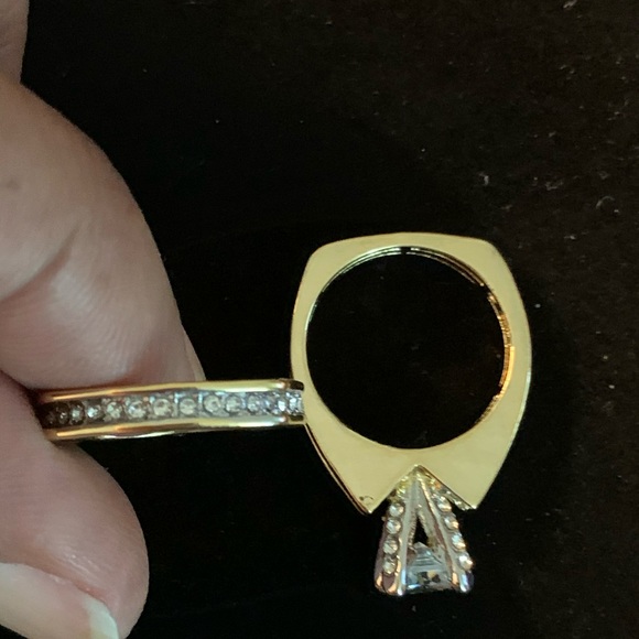 Engagement Ring Set - Picture 6 of 7